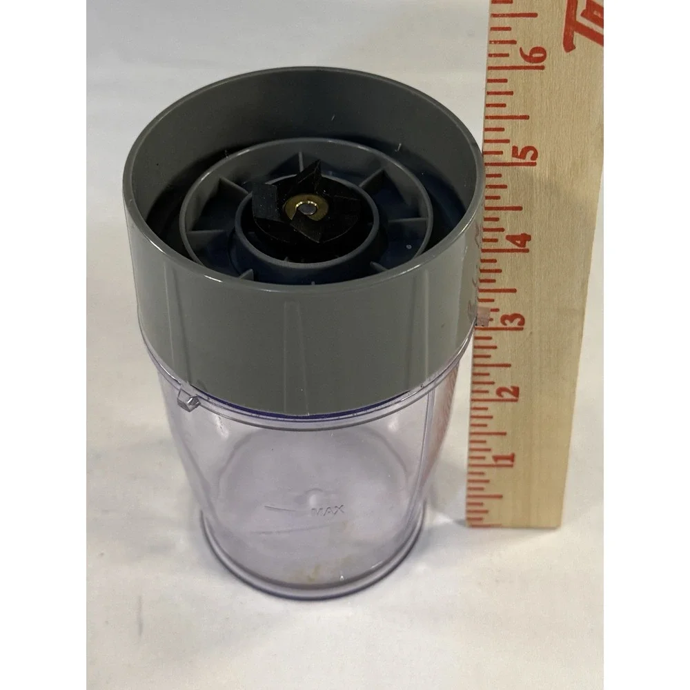 New with Scratches and Marks Gray Lid Blender Cup 4